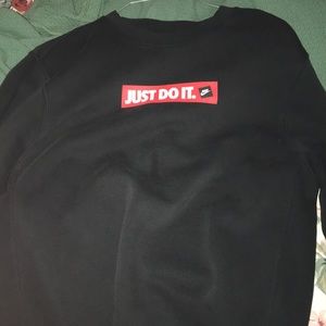 Nike sweatshirt